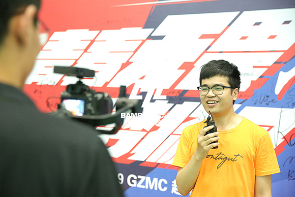 趣味運(yùn)動(dòng)會(huì)